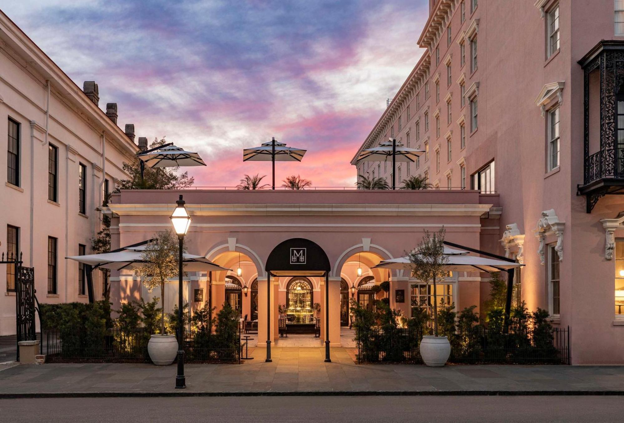 Mills House Charleston, Curio Collection By Hilton Hotel Buitenkant foto