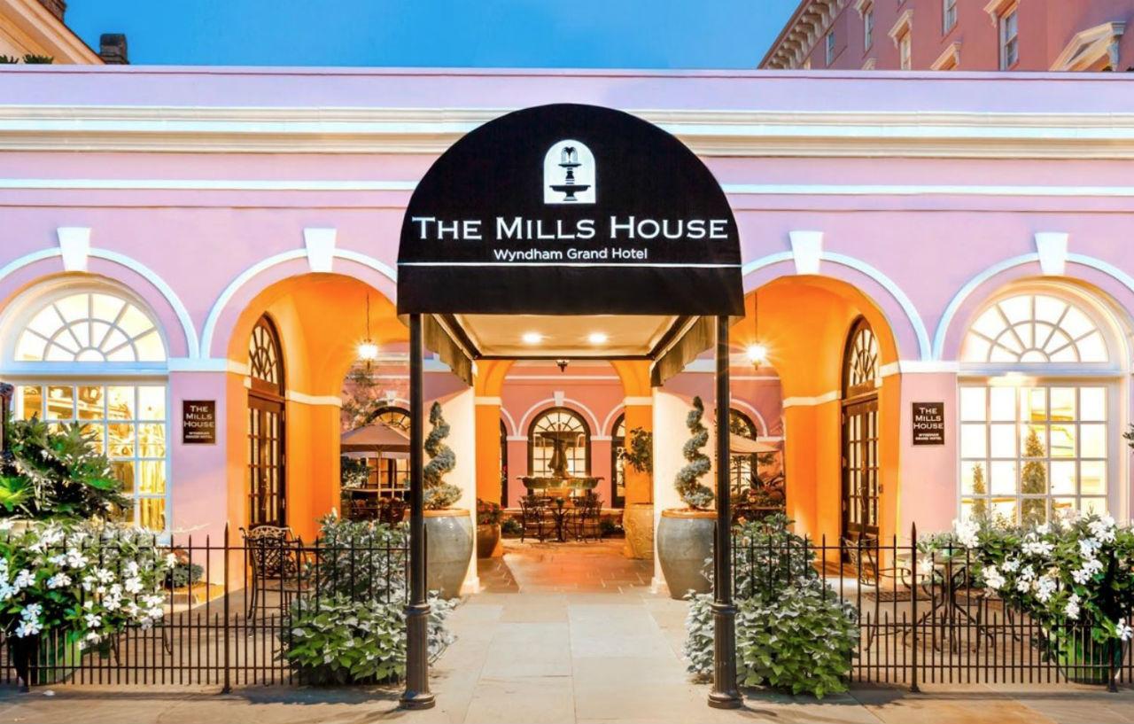 Mills House Charleston, Curio Collection By Hilton Hotel Buitenkant foto